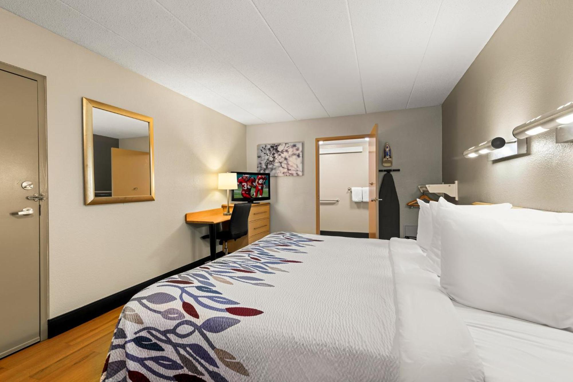 Red Roof Motel 2*